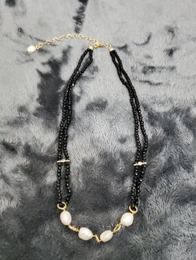 Gold & Black Pearl Beaded Necklace - Elegant Women's Jewelry